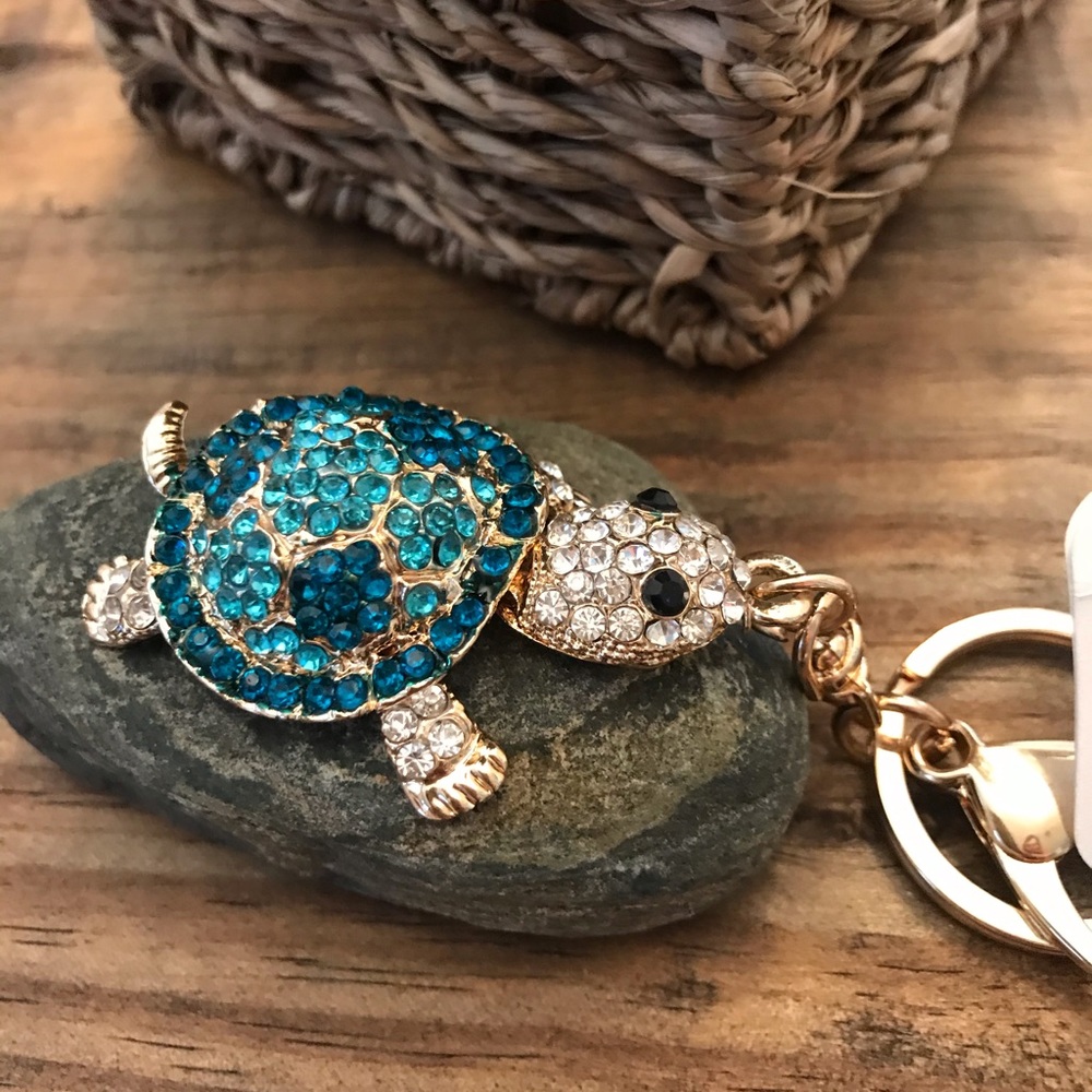 Crystal Rhinestone Turtle Clasp Keychain Gold Tone